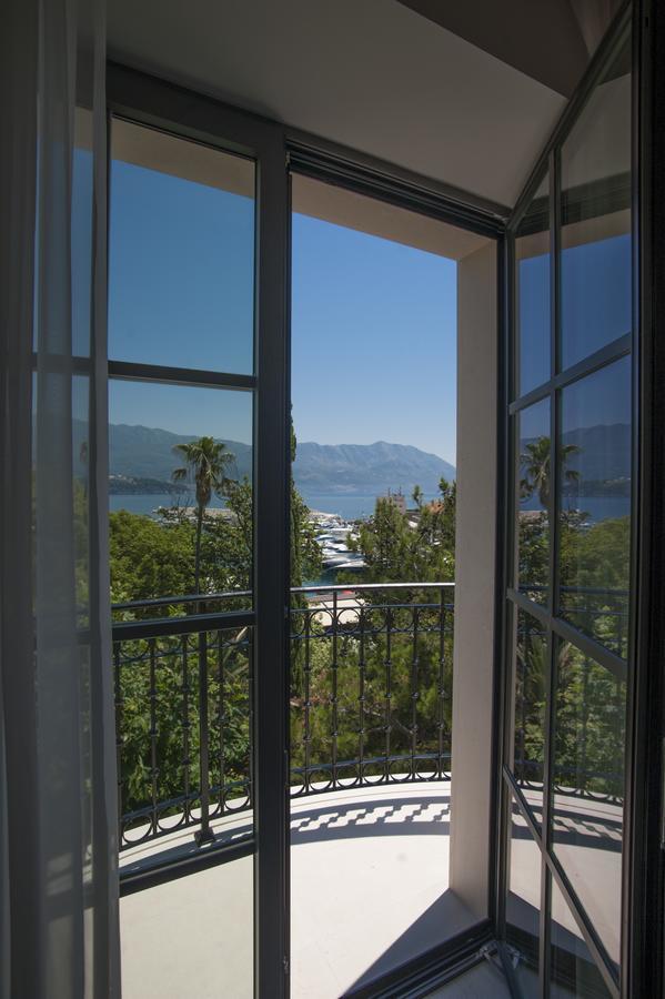 Hotel Majestic Budva Eksteriør bilde