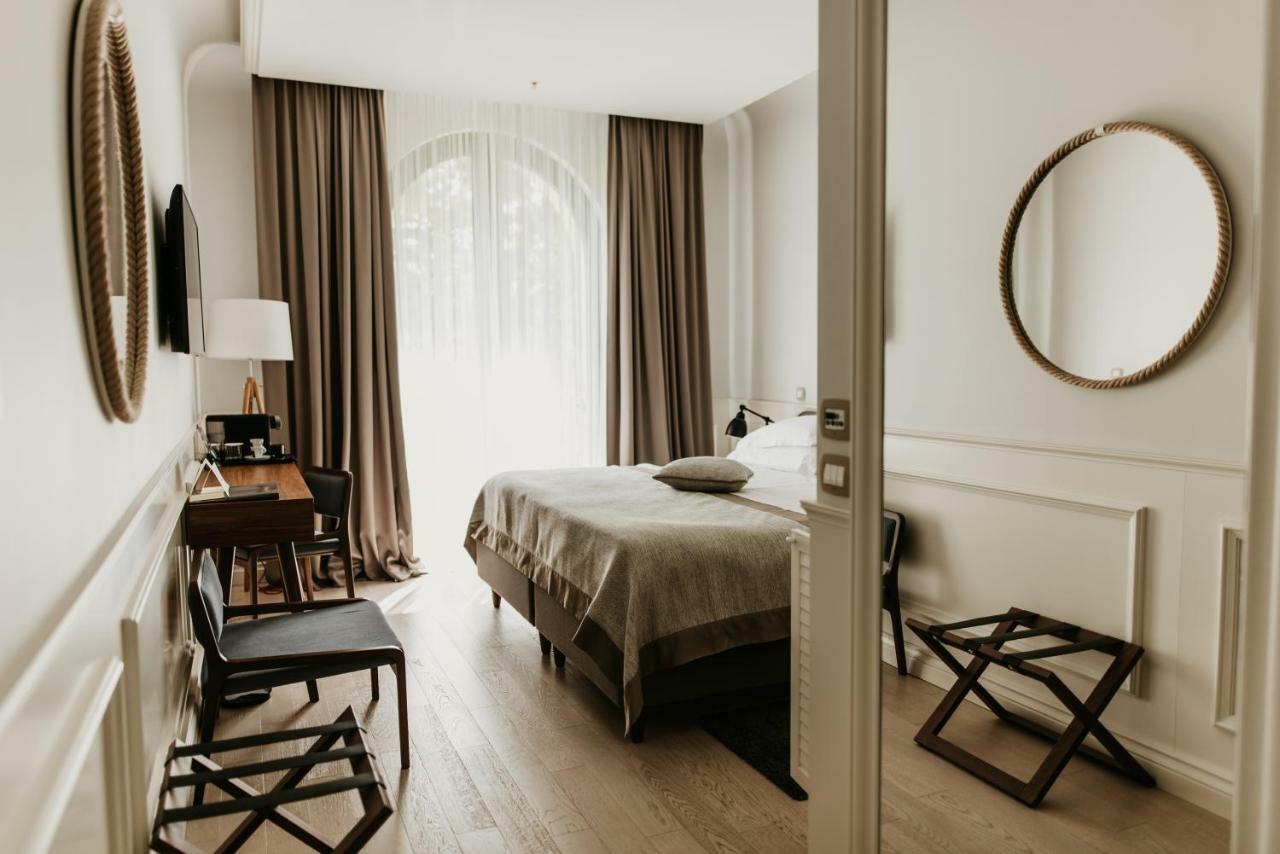 Hotel Majestic Budva Eksteriør bilde